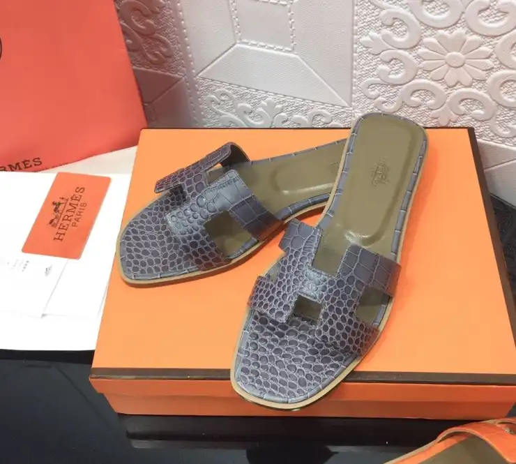 hype Hermes Slippers