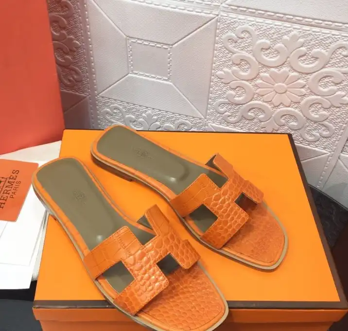 hype Hermes Slippers