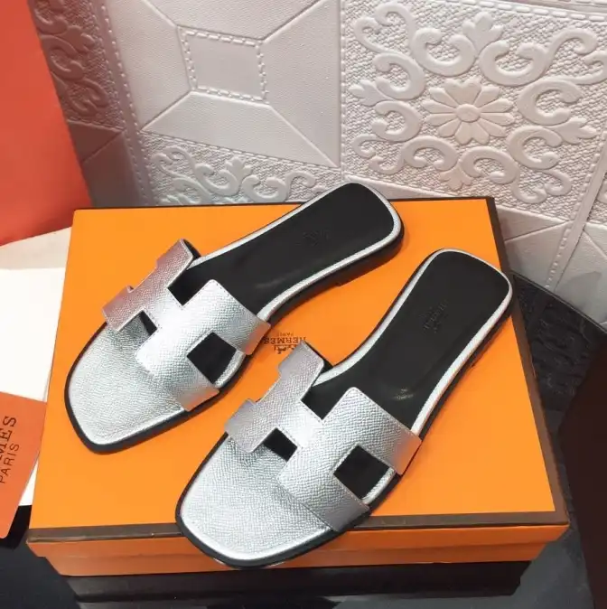 hype Hermes Slippers