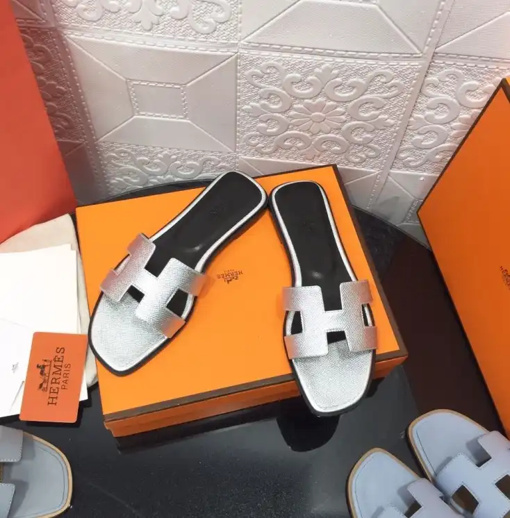 hype Hermes Slippers