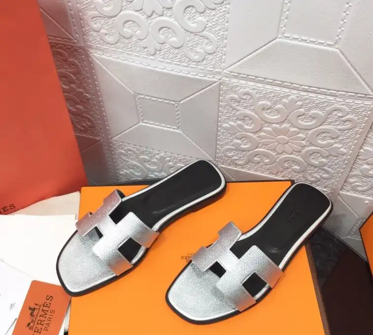 hype Hermes Slippers