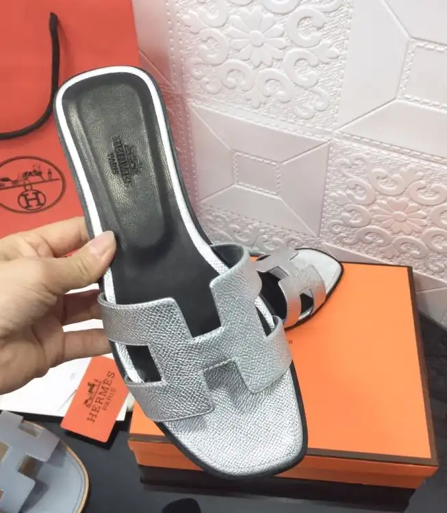 hype Hermes Slippers