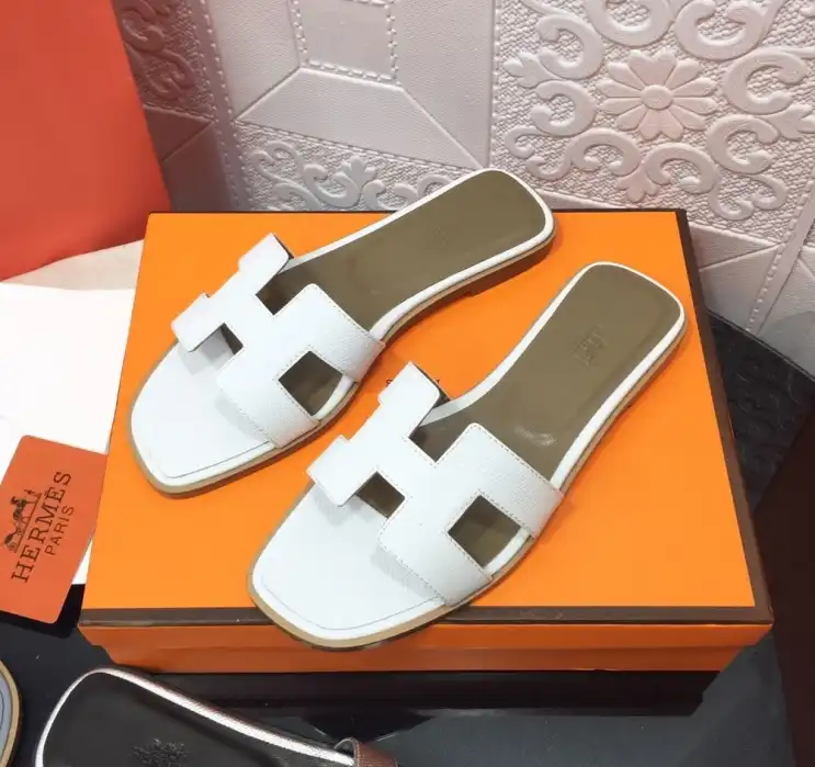 hype Hermes Slippers