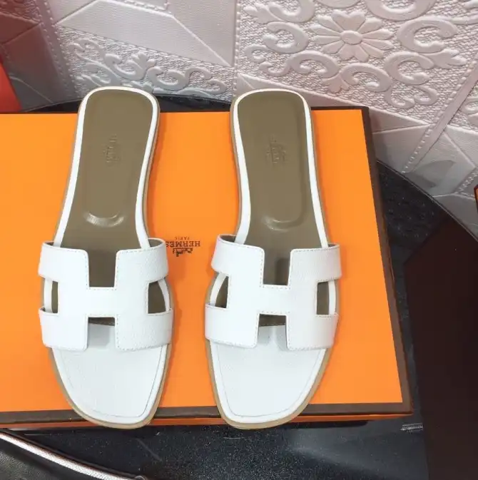 hype Hermes Slippers