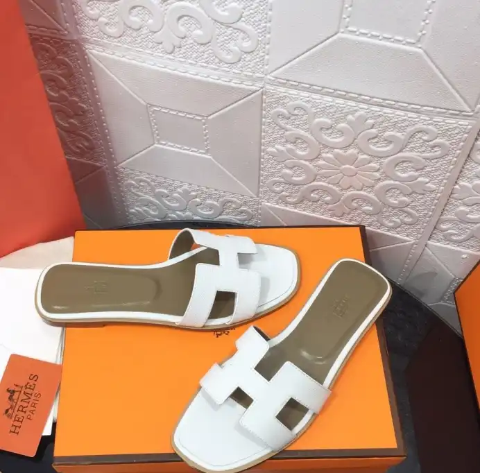 hype Hermes Slippers