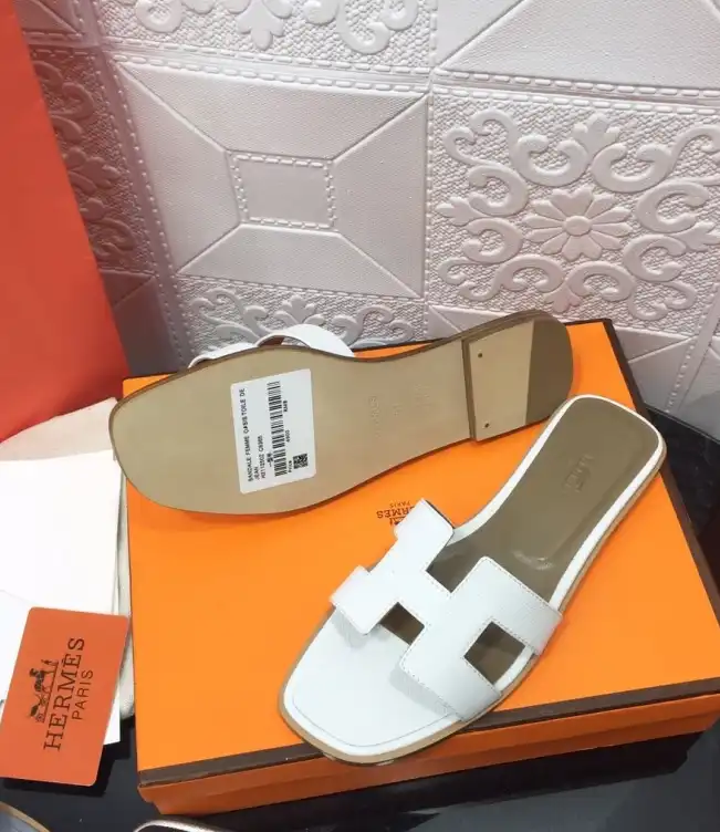 hype Hermes Slippers