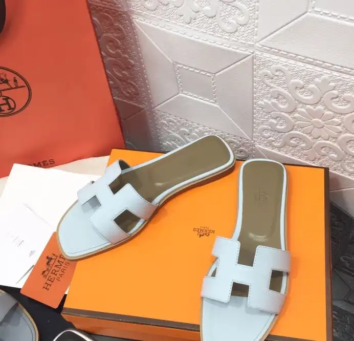 hype Hermes Slippers