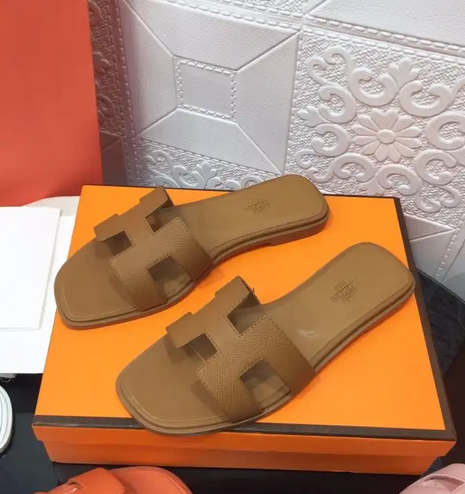 hype Hermes Slippers