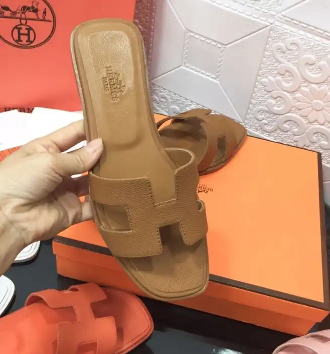 hype Hermes Slippers