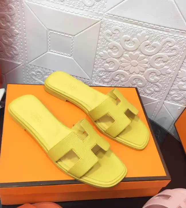 hype Hermes Slippers