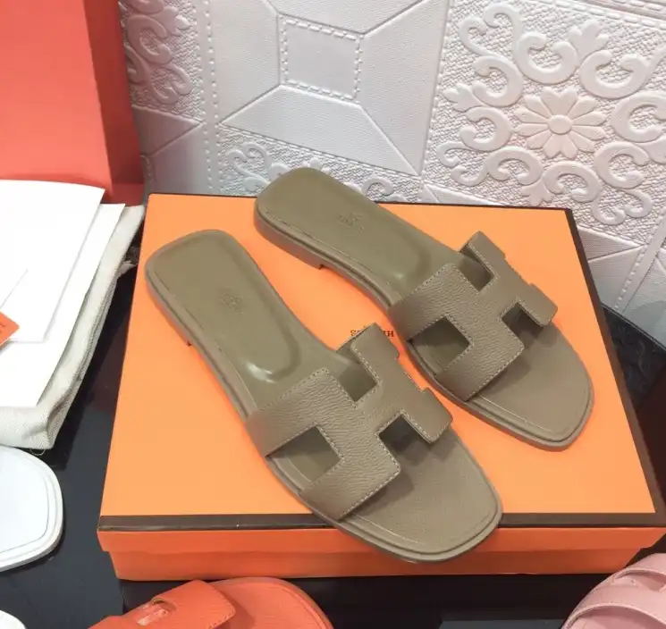 hype Hermes Slippers