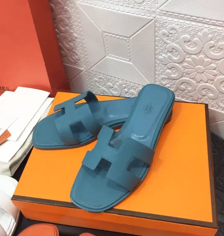 hype Hermes Slippers