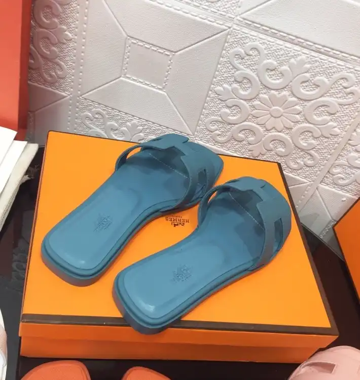 hype Hermes Slippers