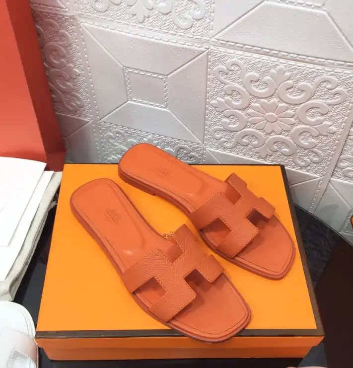 hype Hermes Slippers