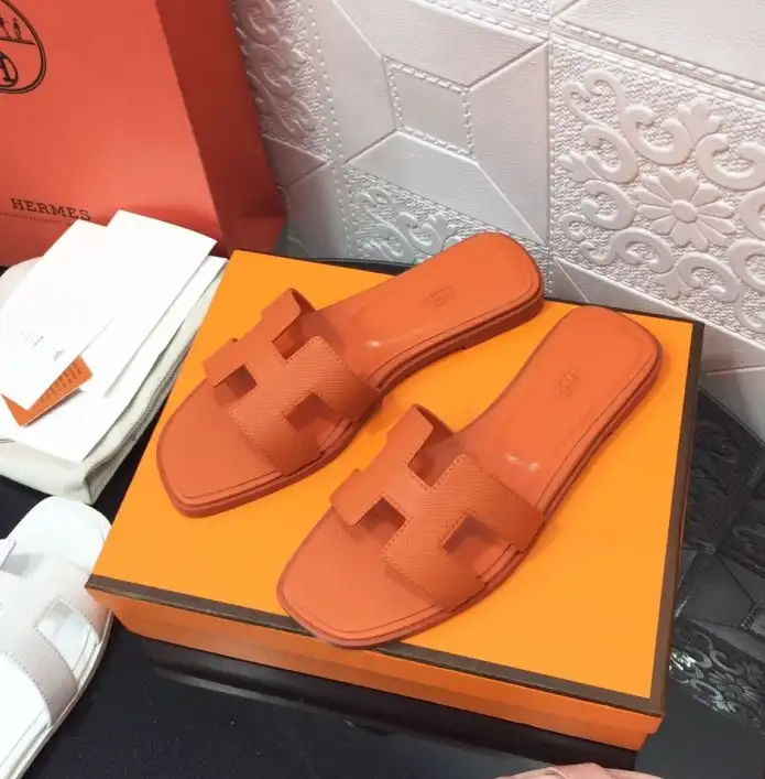 hype Hermes Slippers