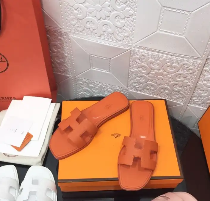 hype Hermes Slippers