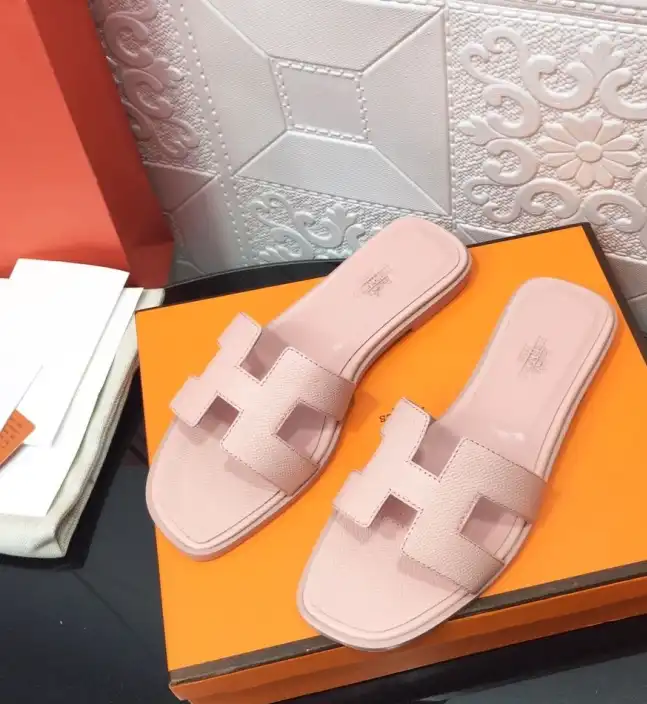 hype Hermes Slippers