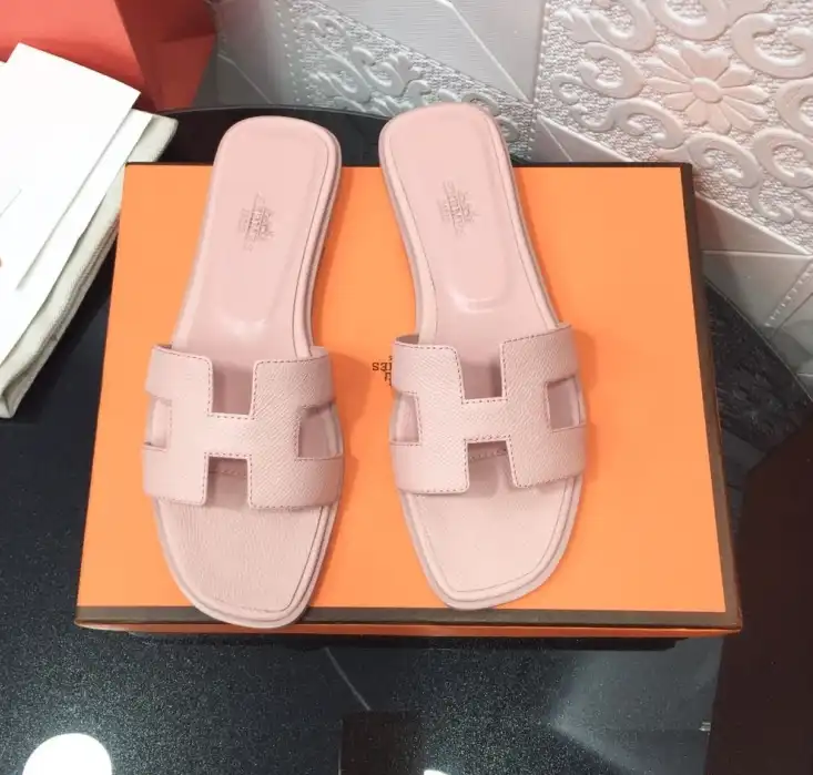 hype Hermes Slippers