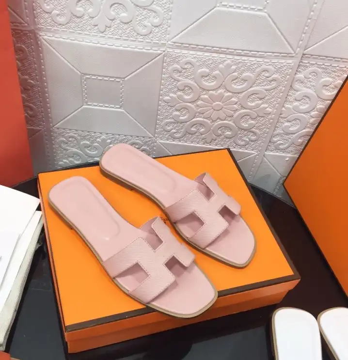 hype Hermes Slippers