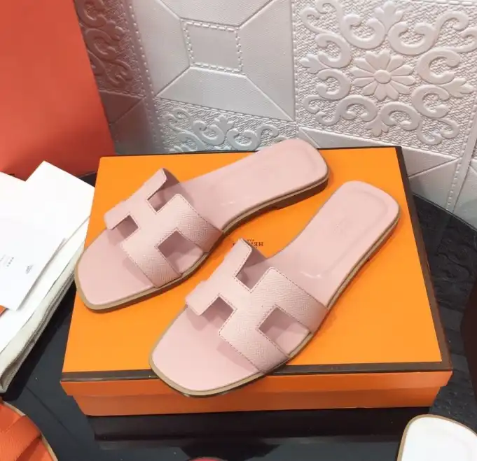 hype Hermes Slippers