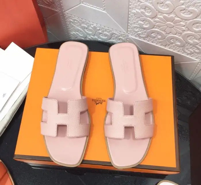 hype Hermes Slippers