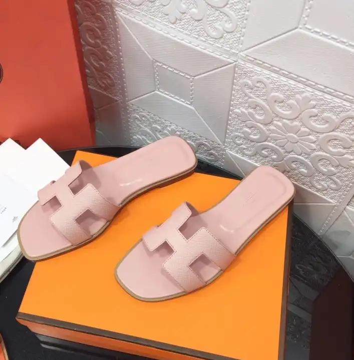 hype Hermes Slippers