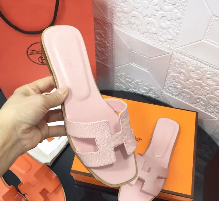 hype Hermes Slippers