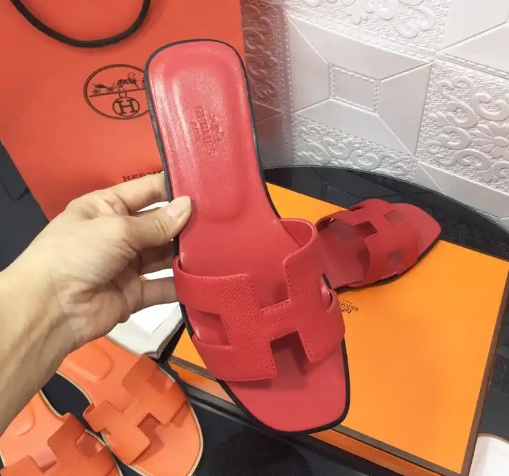 hype Hermes Slippers