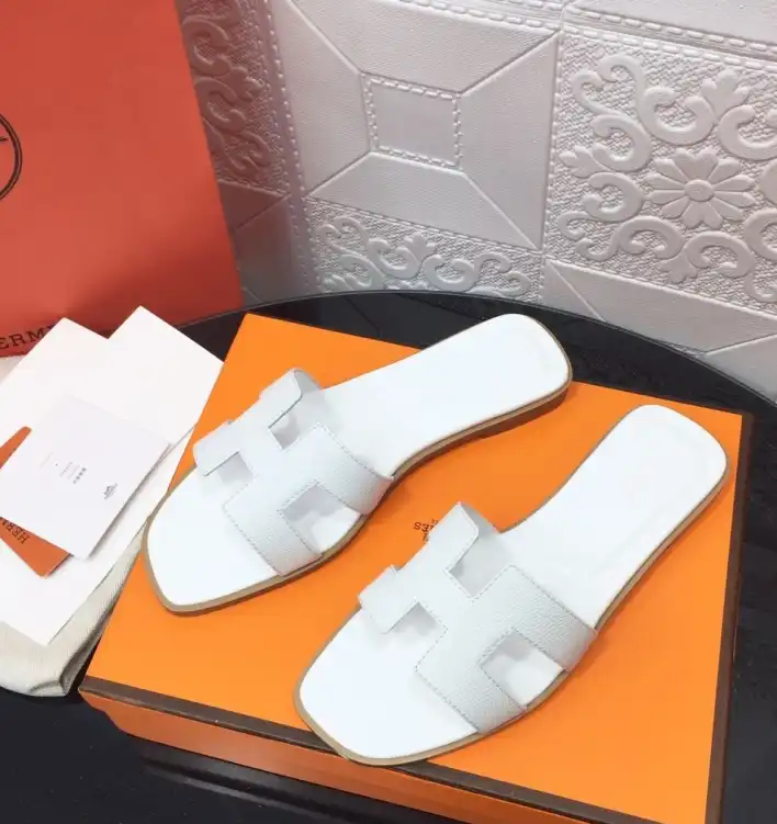 hype Hermes Slippers