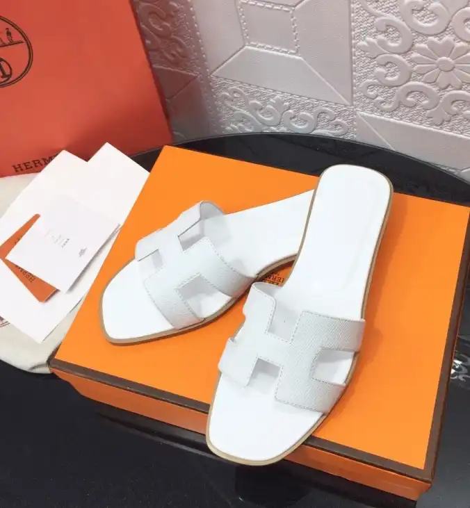 hype Hermes Slippers