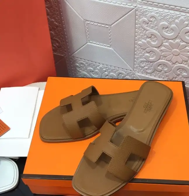 hype Hermes Slippers