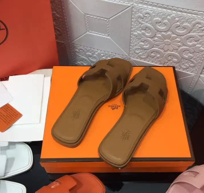 hype Hermes Slippers