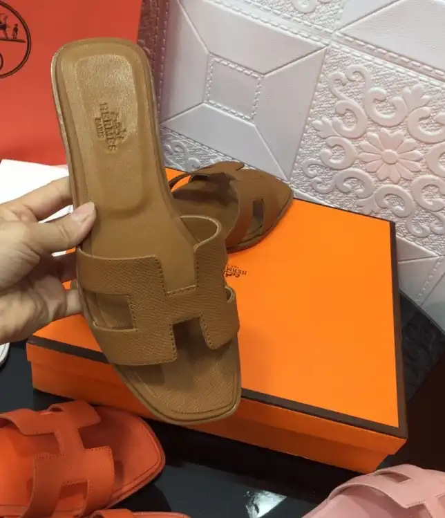 hype Hermes Slippers