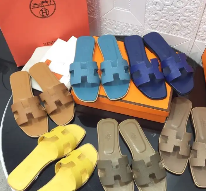 hype Hermes Slippers