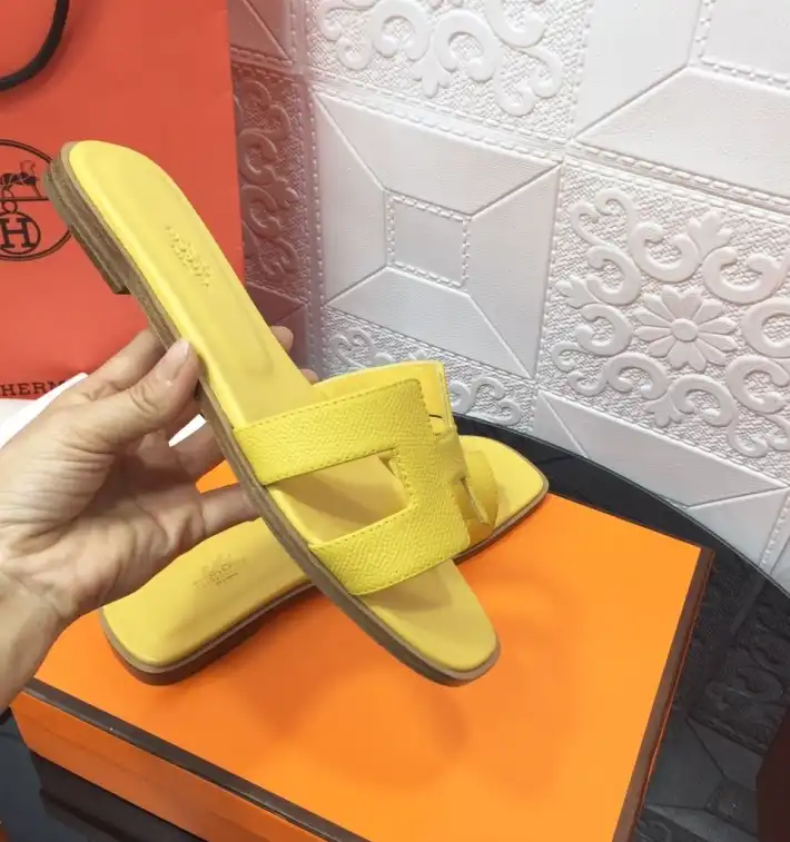 hype Hermes Slippers