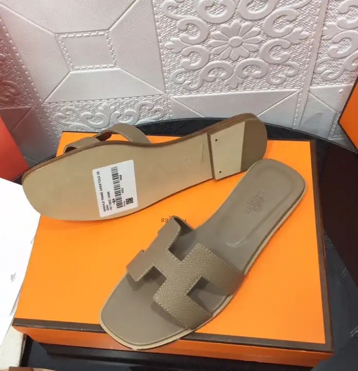 hype Hermes Slippers