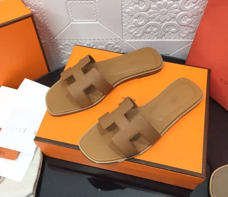 hype Hermes Slippers