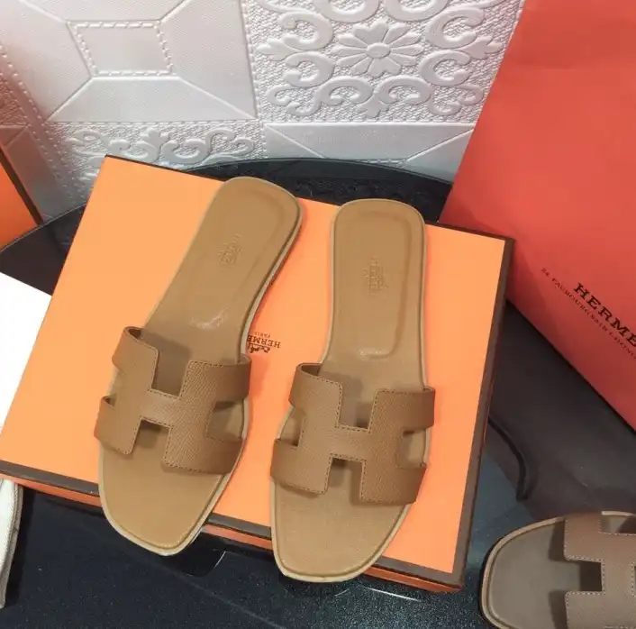 hype Hermes Slippers