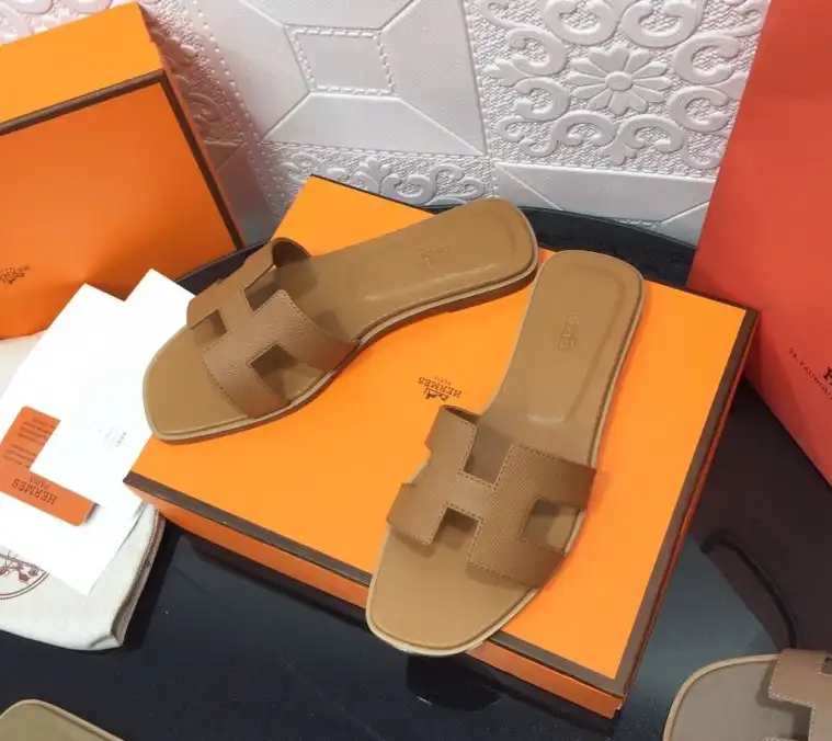 hype Hermes Slippers