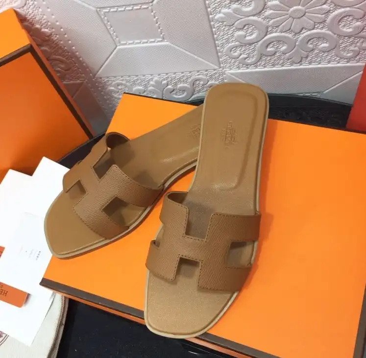 hype Hermes Slippers