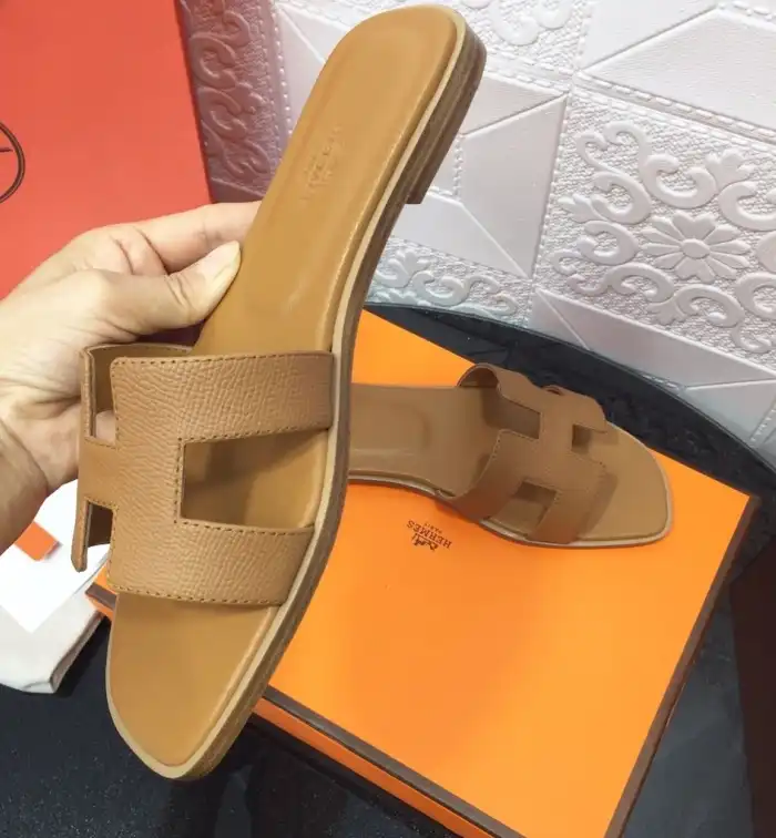 hype Hermes Slippers