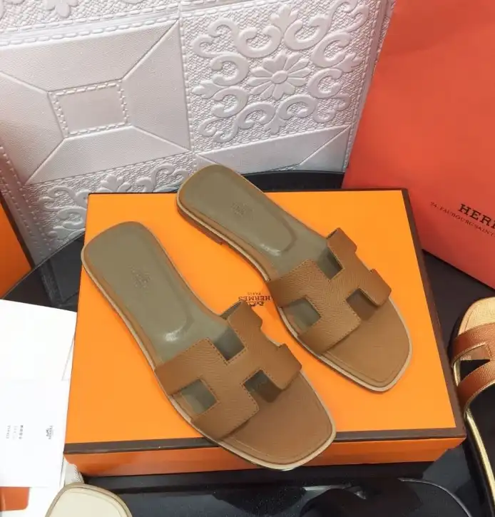 hype Hermes Slippers