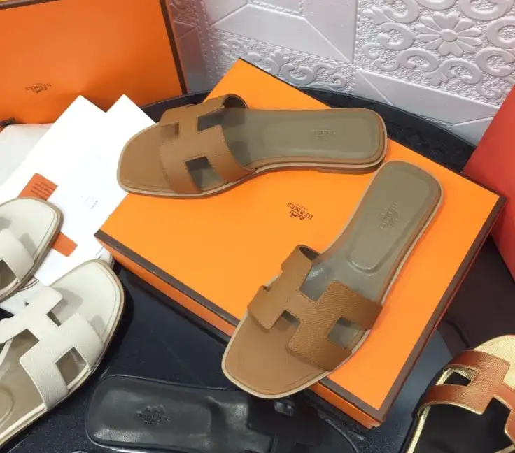 hype Hermes Slippers