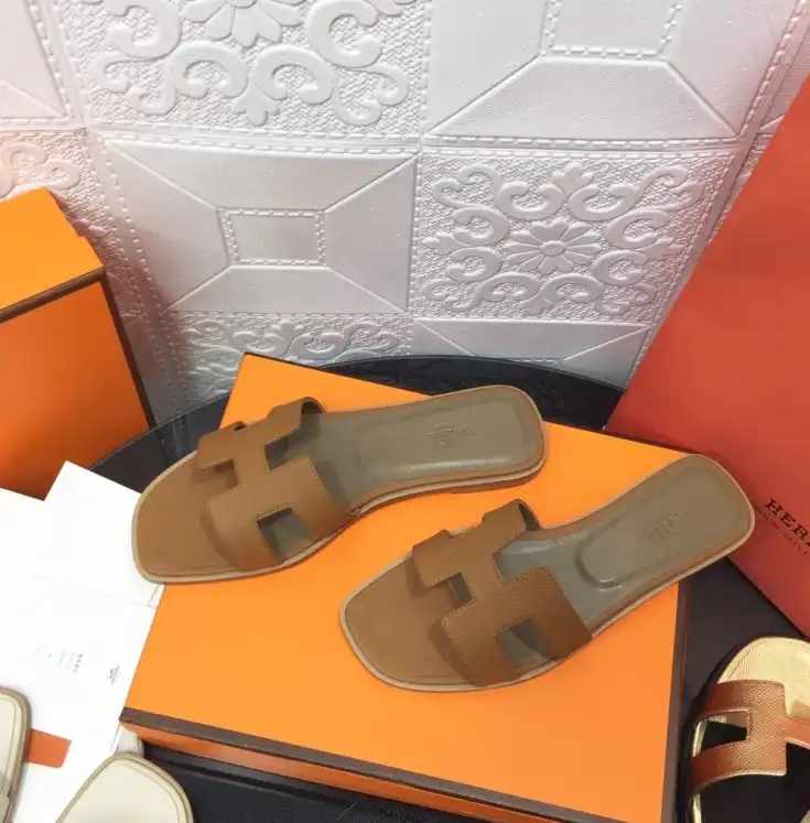 hype Hermes Slippers