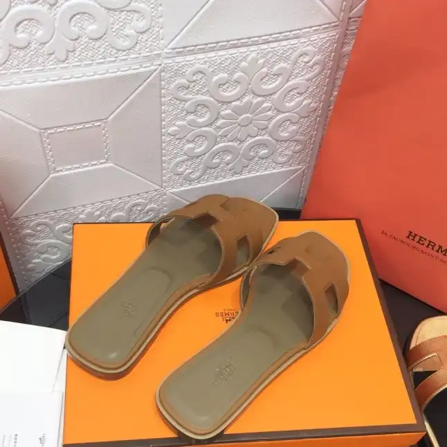 hype Hermes Slippers