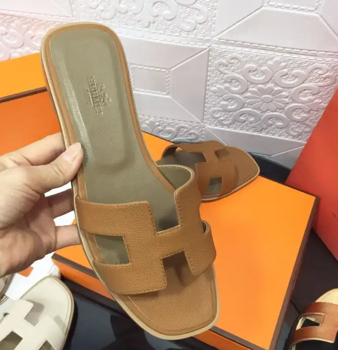 hype Hermes Slippers