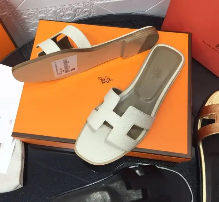 hype Hermes Slippers