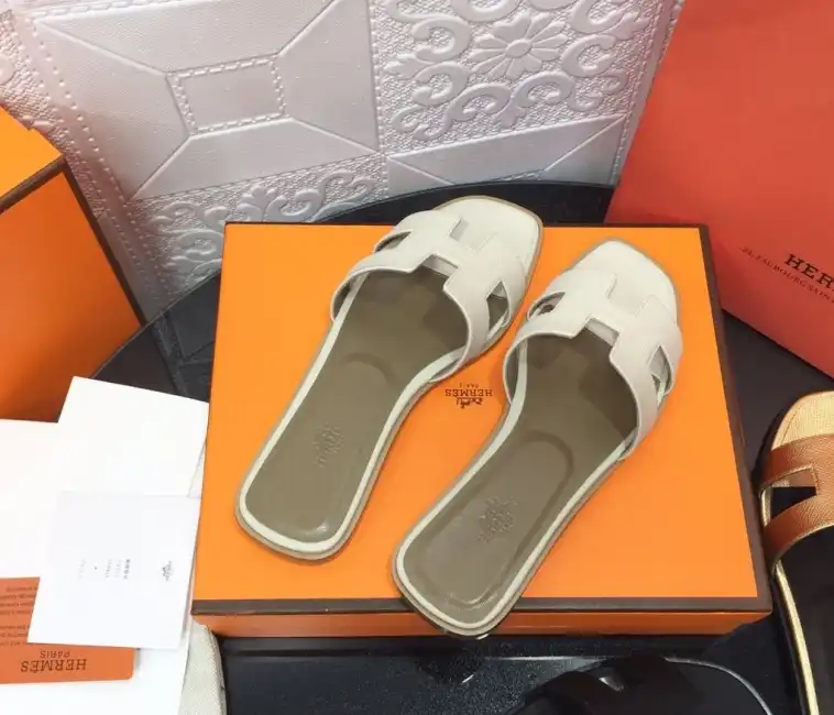 hype Hermes Slippers