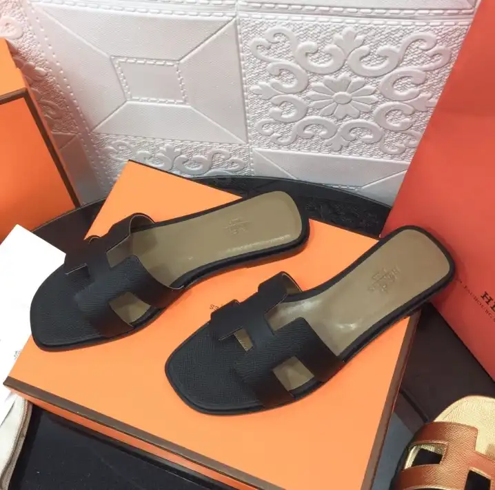 hype Hermes Slippers