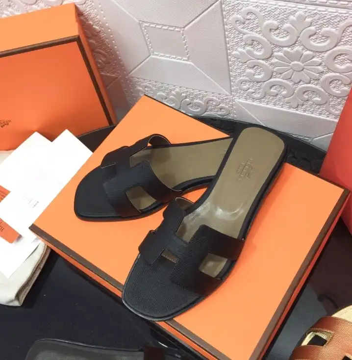 hype Hermes Slippers